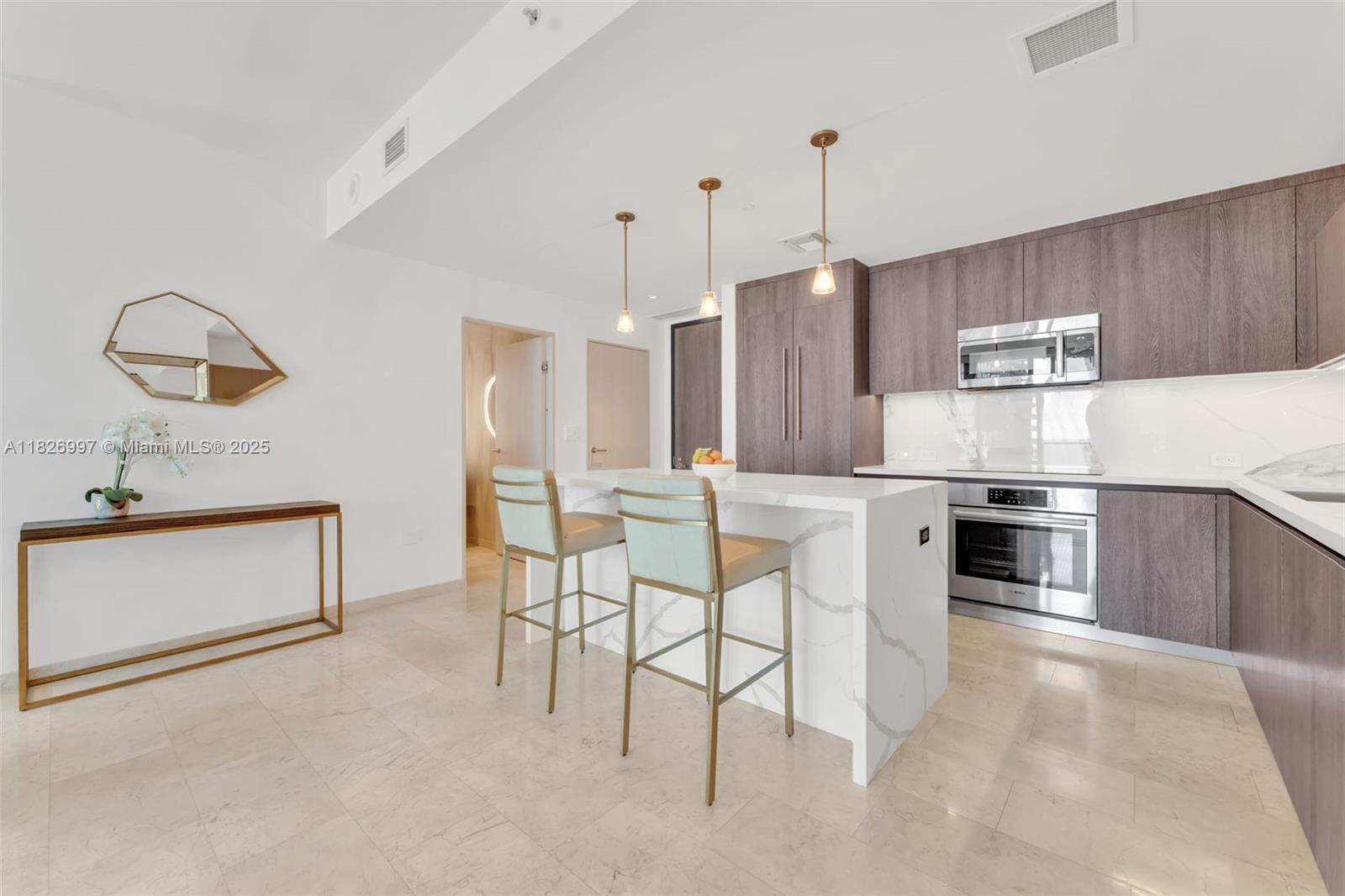 image Rise Condominium7