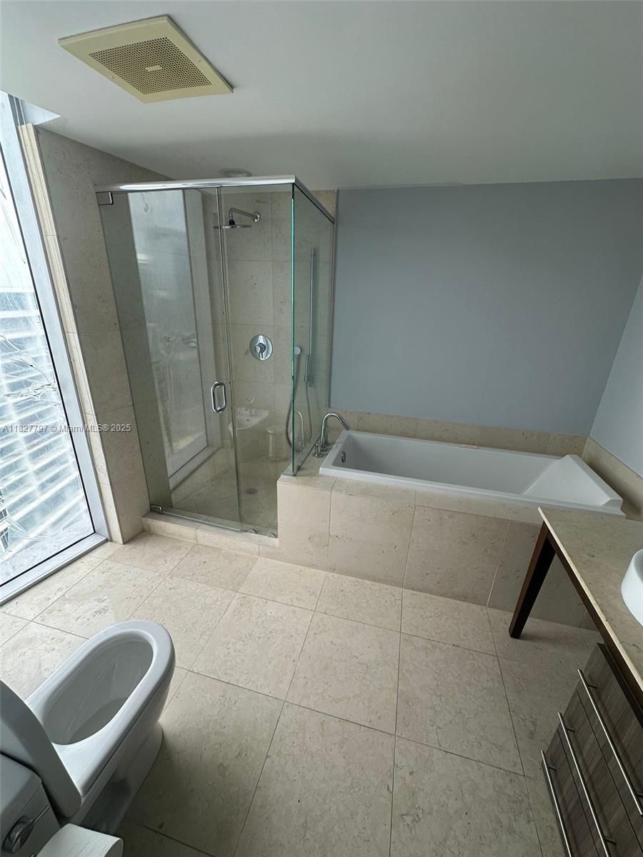 image Icon Brickell6