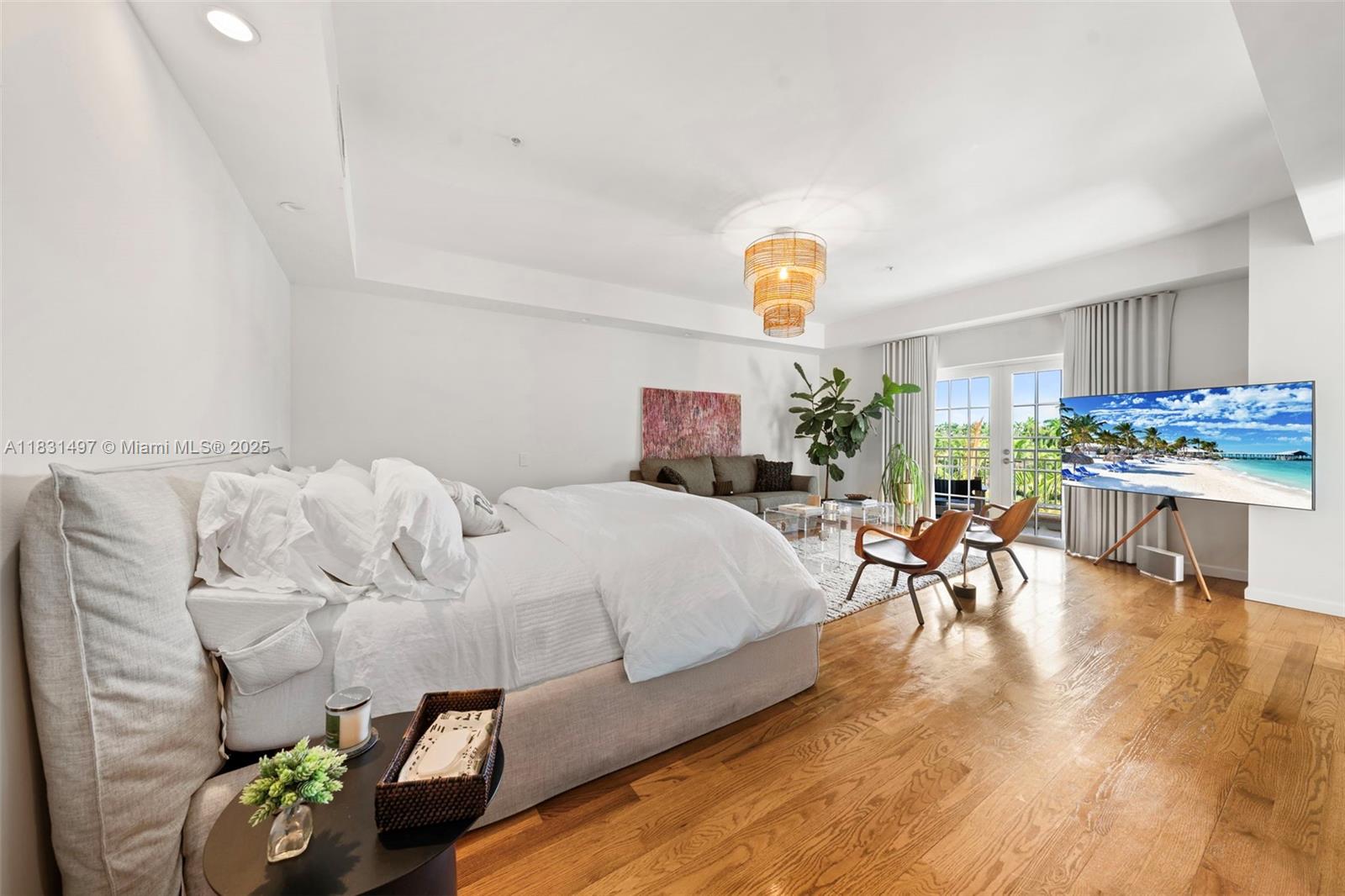 1415 Sunset Harbour Dr #406 Miami Beach, FL 33139