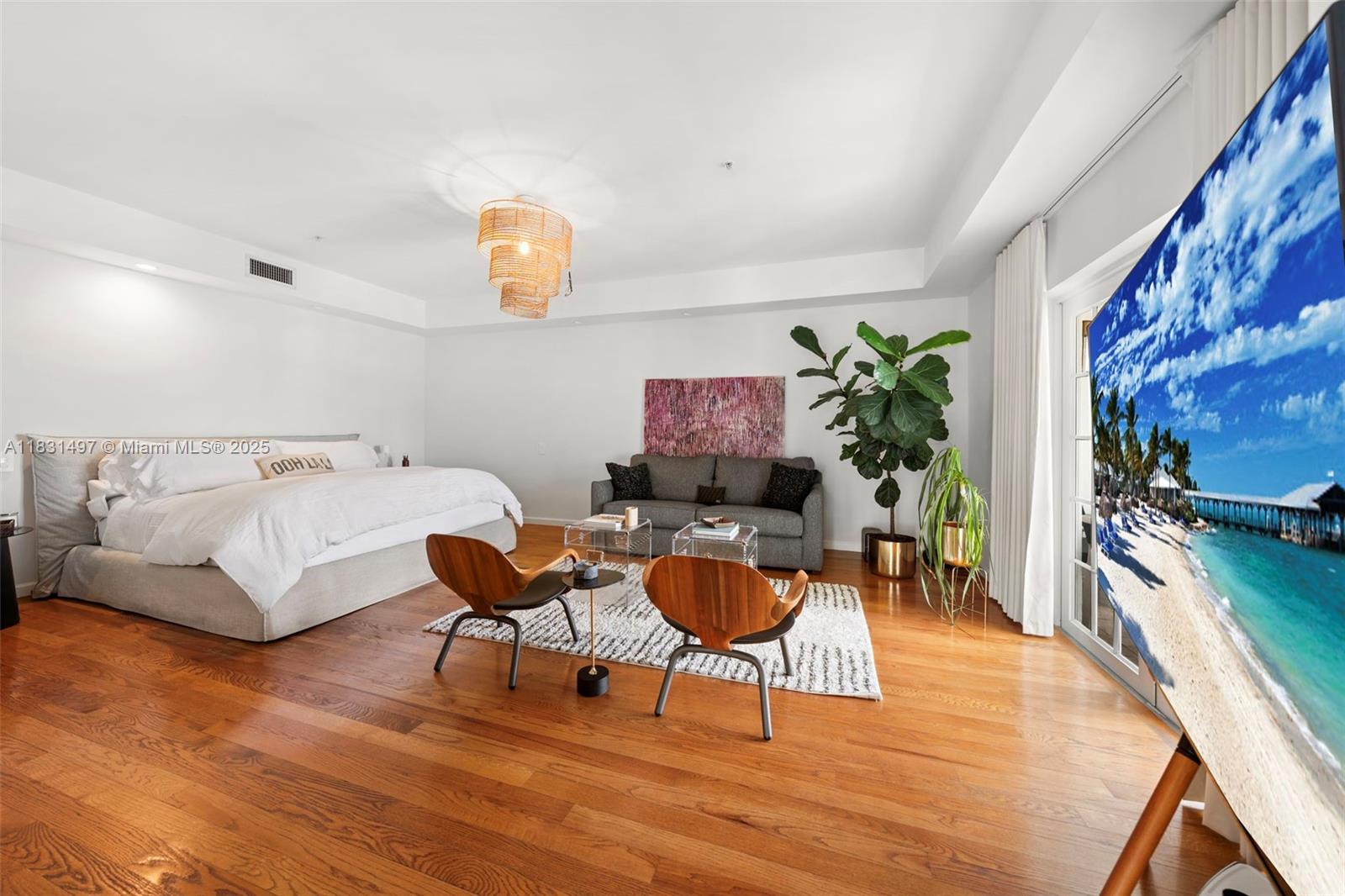 1415 Sunset Harbour Dr #406 Miami Beach, FL 33139