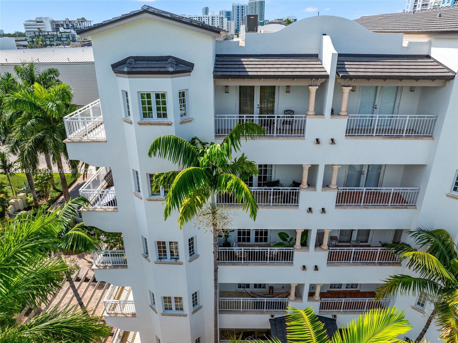 1415 Sunset Harbour Dr #406 Miami Beach, FL 33139