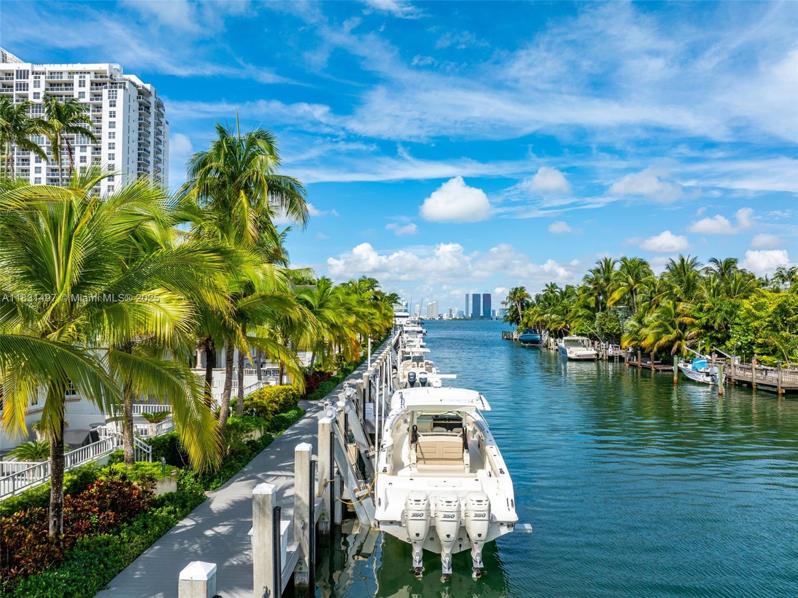 1415 Sunset Harbour Dr #406 Miami Beach, FL 33139