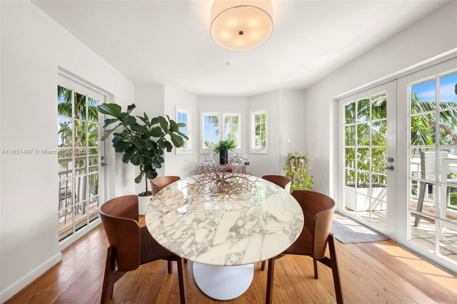 1415 Sunset Harbour Dr #406 Miami Beach, FL 33139