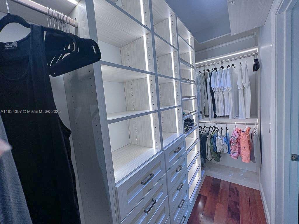 13300 Biscayne Bay Ter North Miami, FL 33181