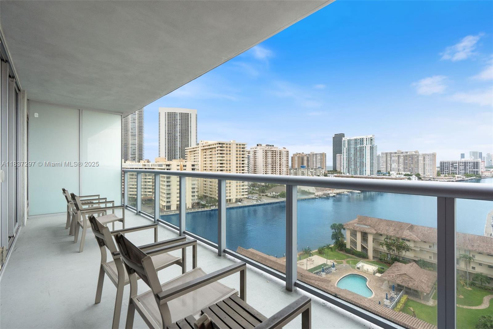 image Beachwalk Condominium1