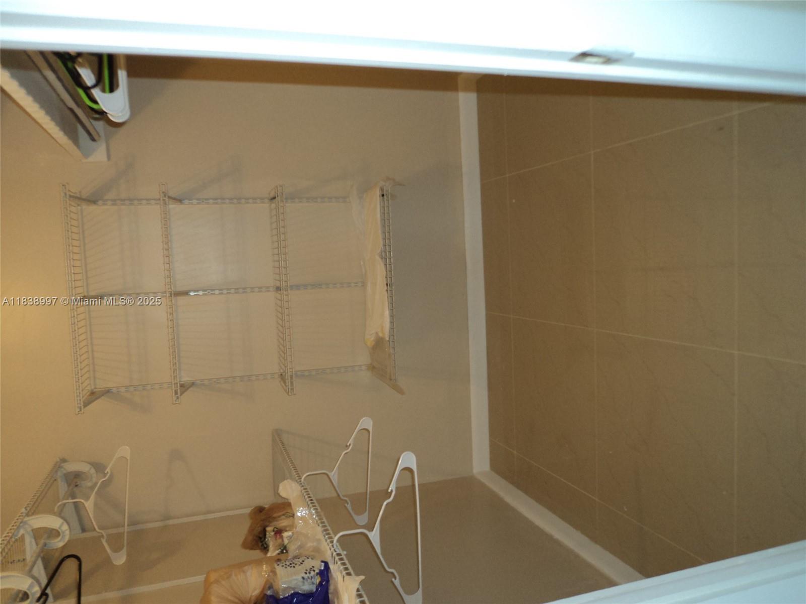 image Stuart Homes Condo11