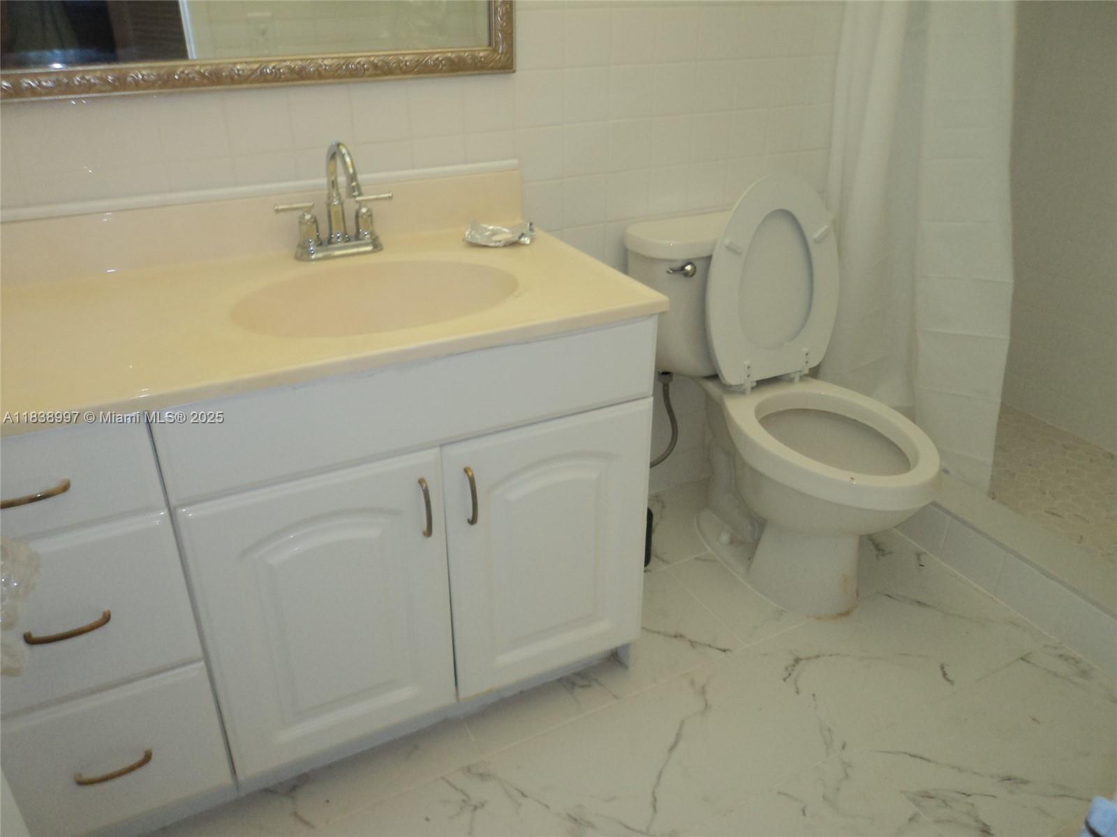 image Stuart Homes Condo20