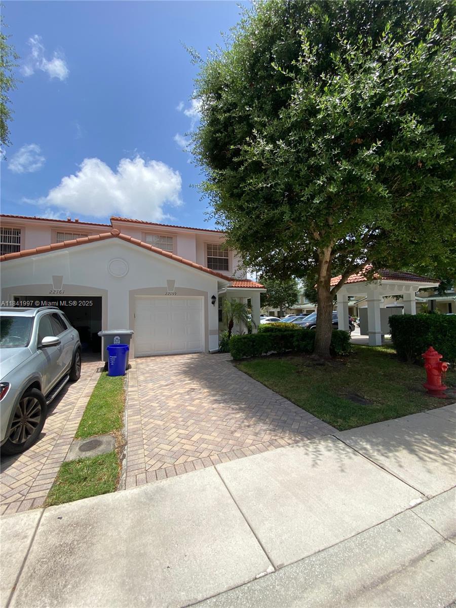 22159 Majestic Woods Way
