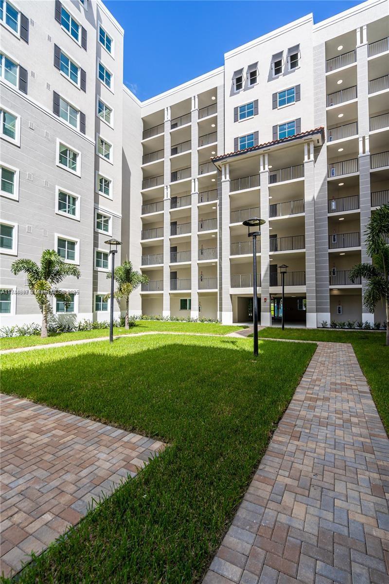 400 NW 112th Ave #610,Sweetwater, FL 33172