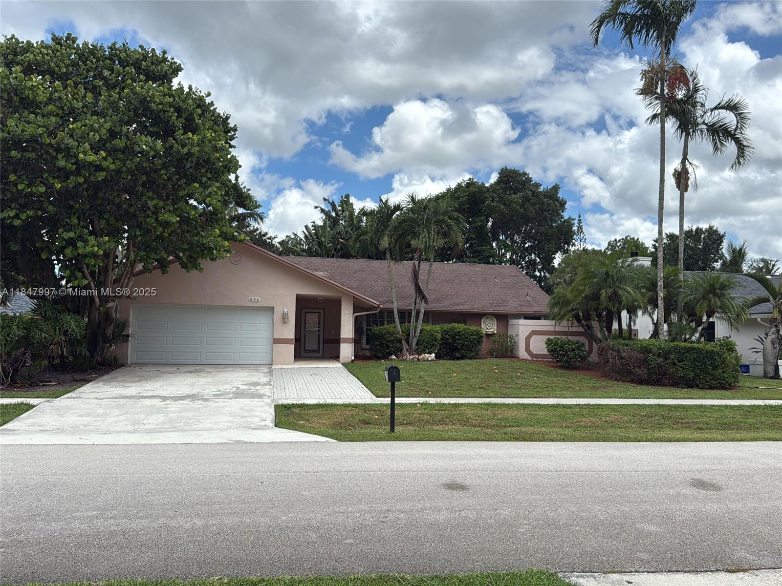 836 Blueberry Dr