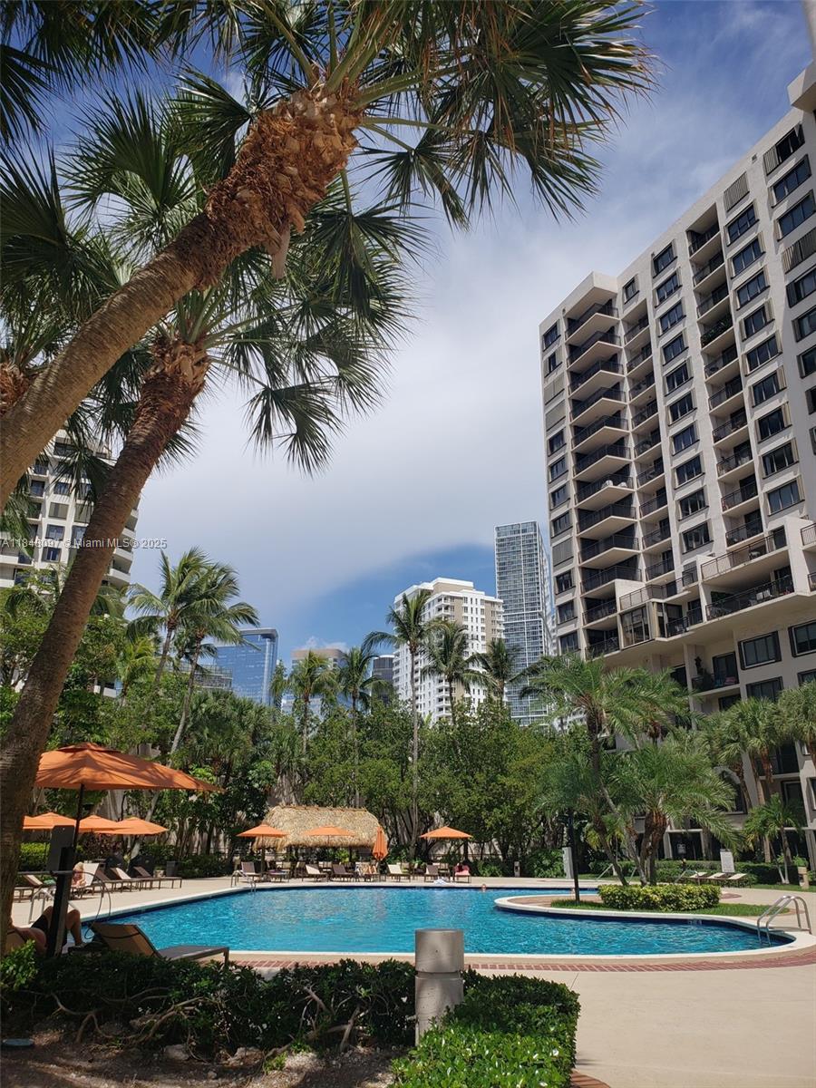 540 Brickell Key Dr #1524