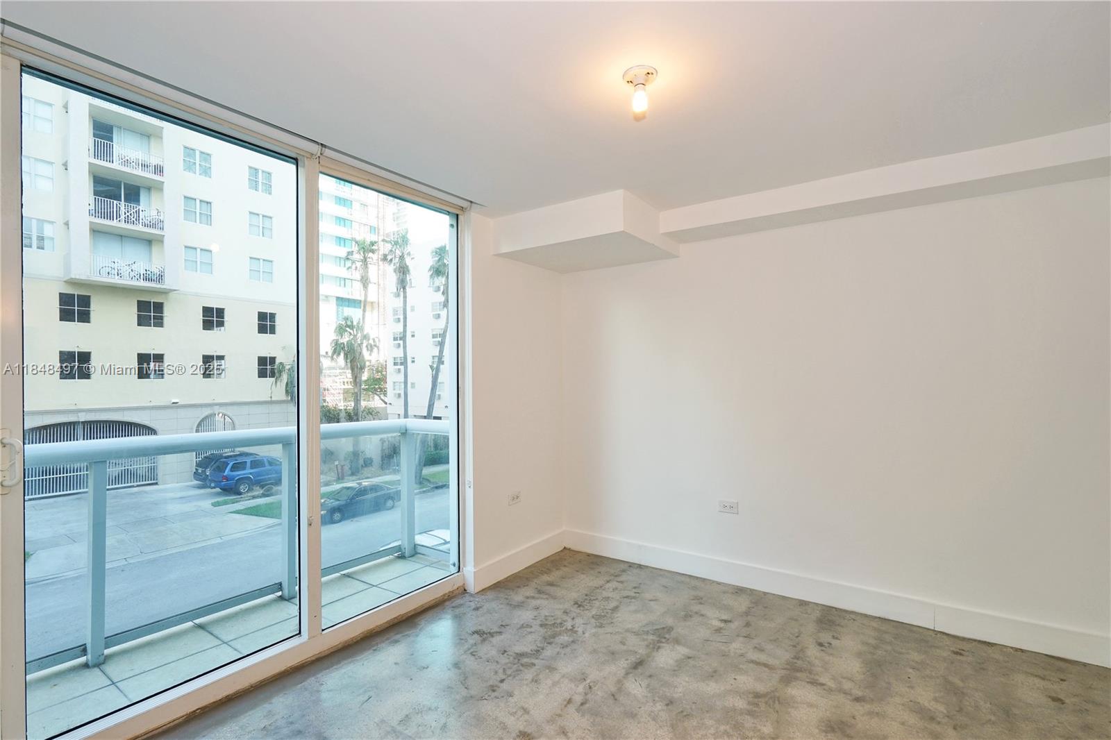 image Platinum Condominium10