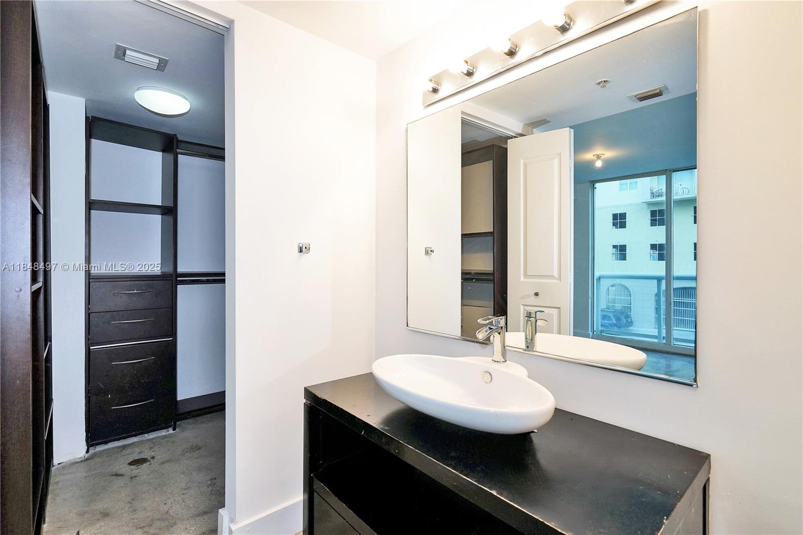 image Platinum Condominium15