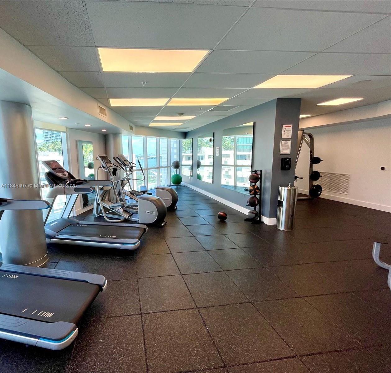 image Platinum Condominium20