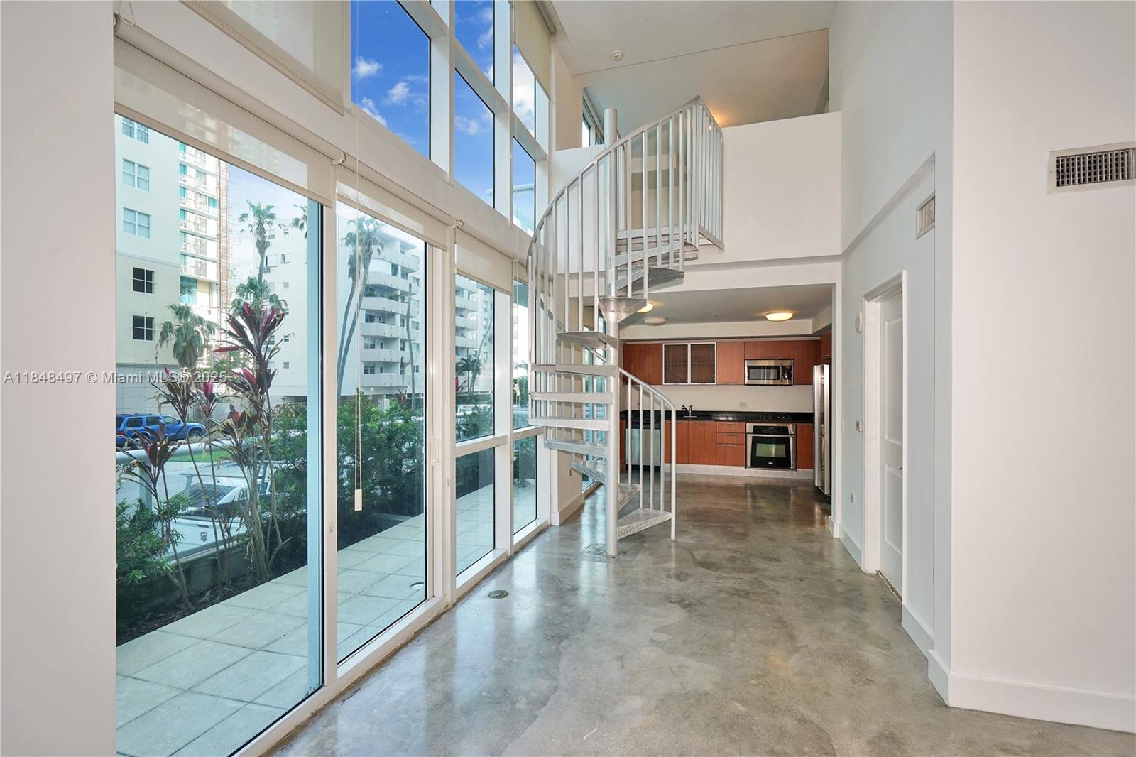 image Platinum Condominium5