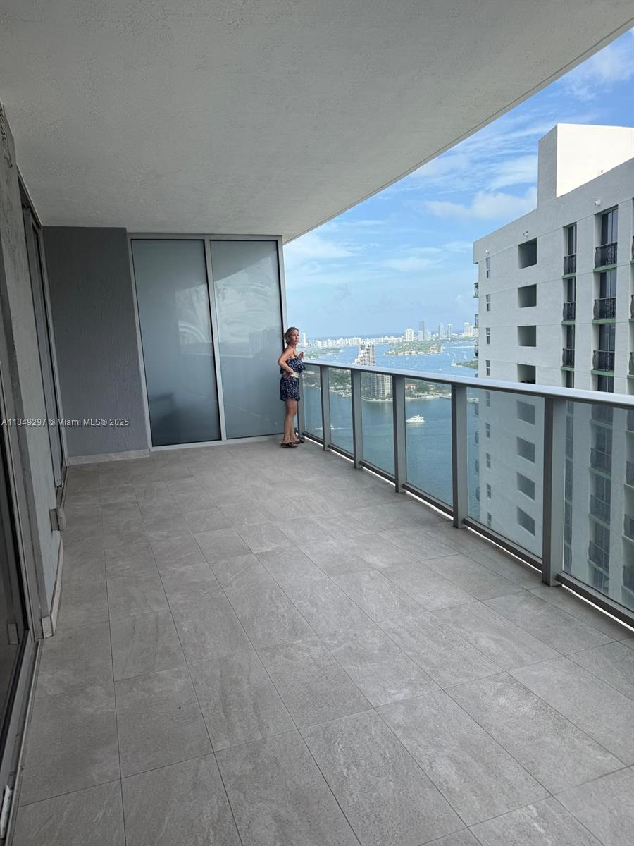 image Aria On The Bay4