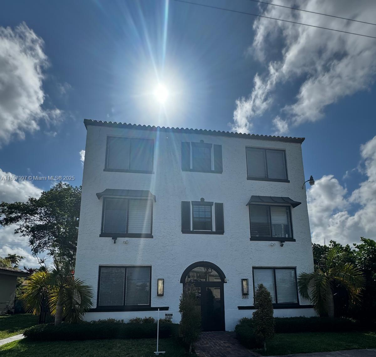 444 Ponce De Leon Blvd #2