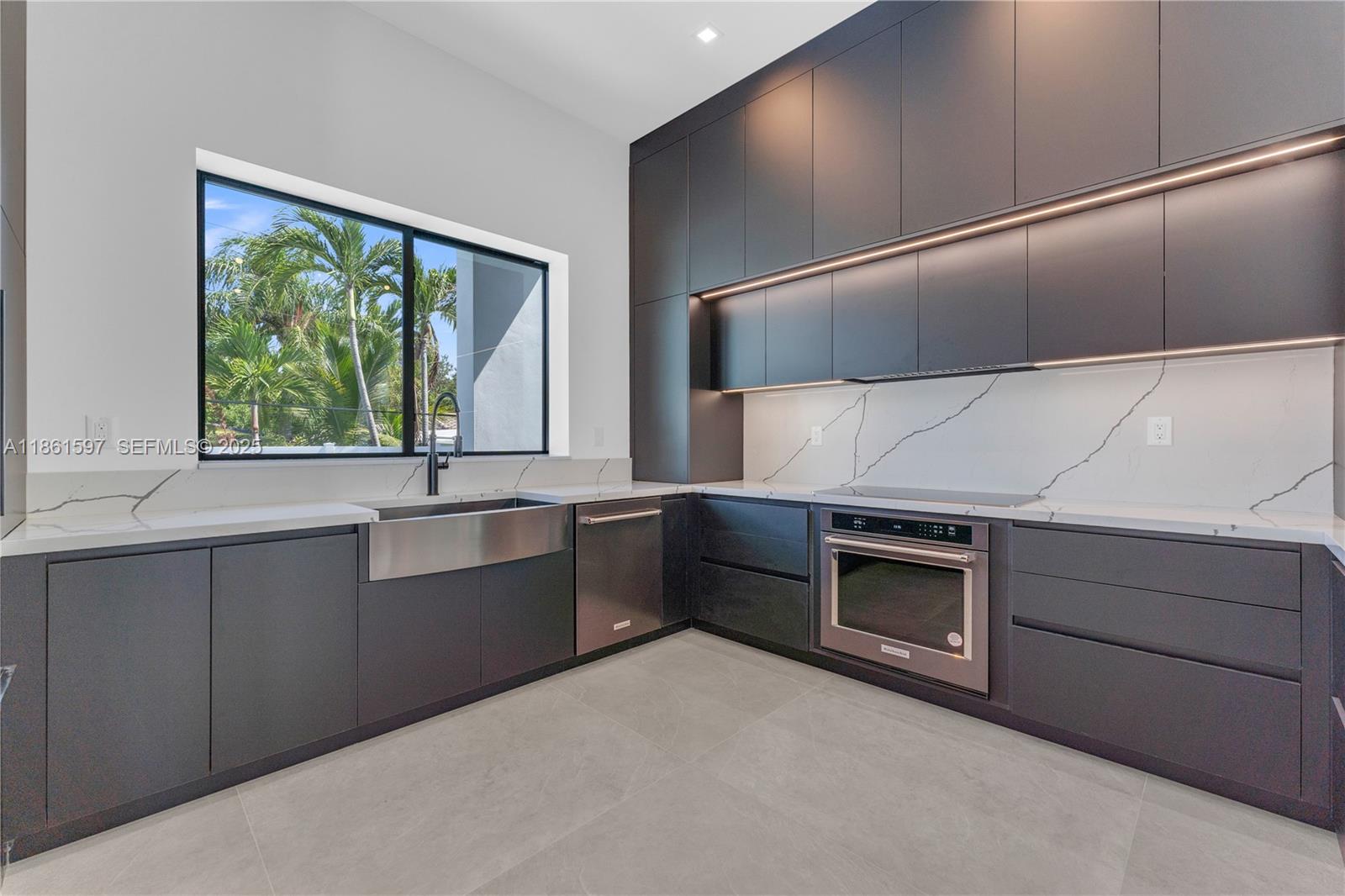 3205 Leigh Rd Pompano Beach, FL 33062