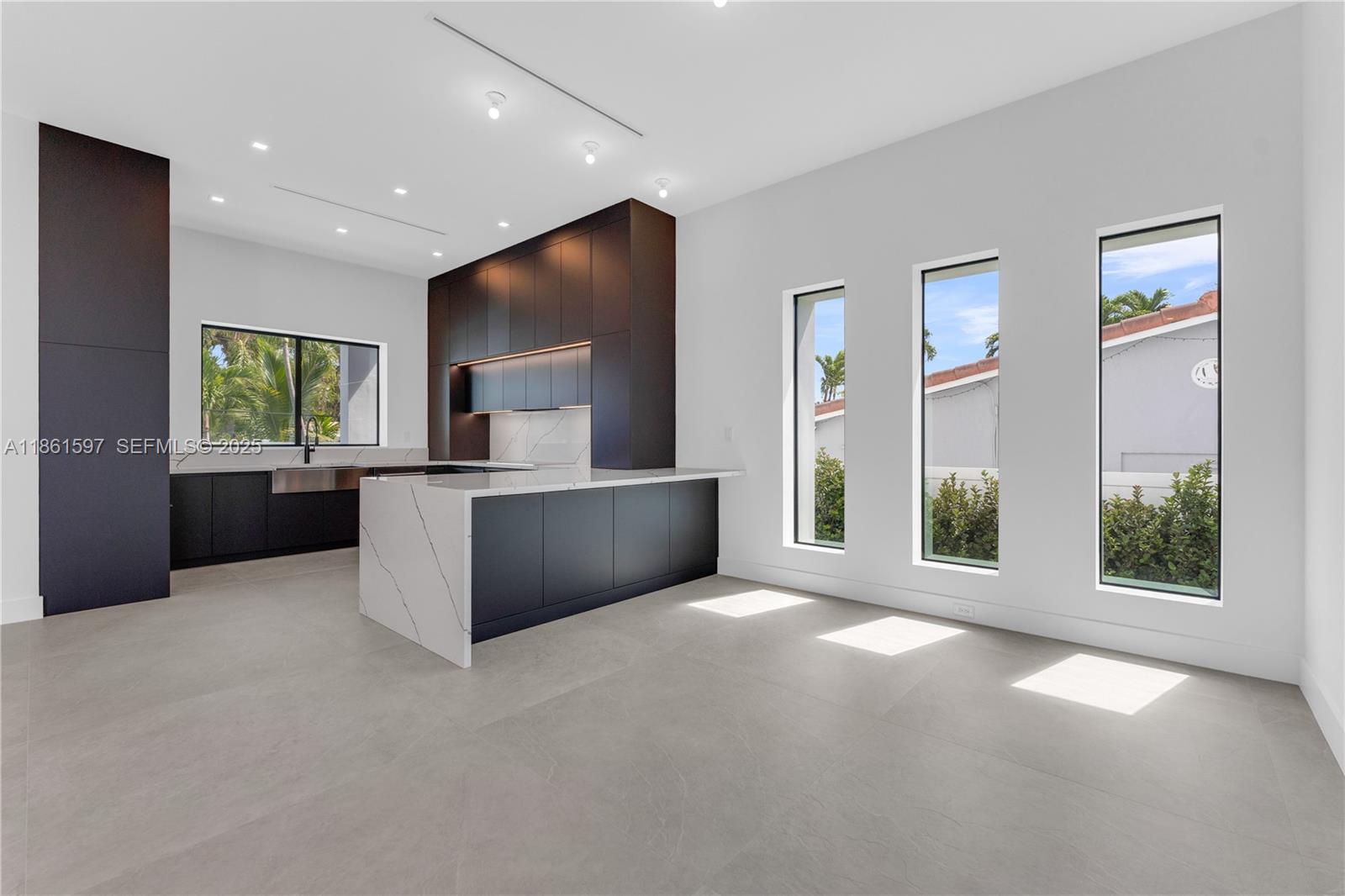 3205 Leigh Rd Pompano Beach, FL 33062