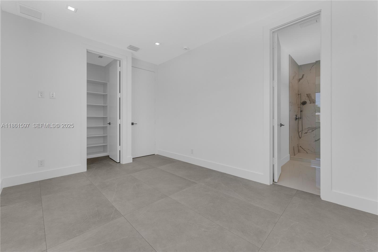 3205 Leigh Rd Pompano Beach, FL 33062