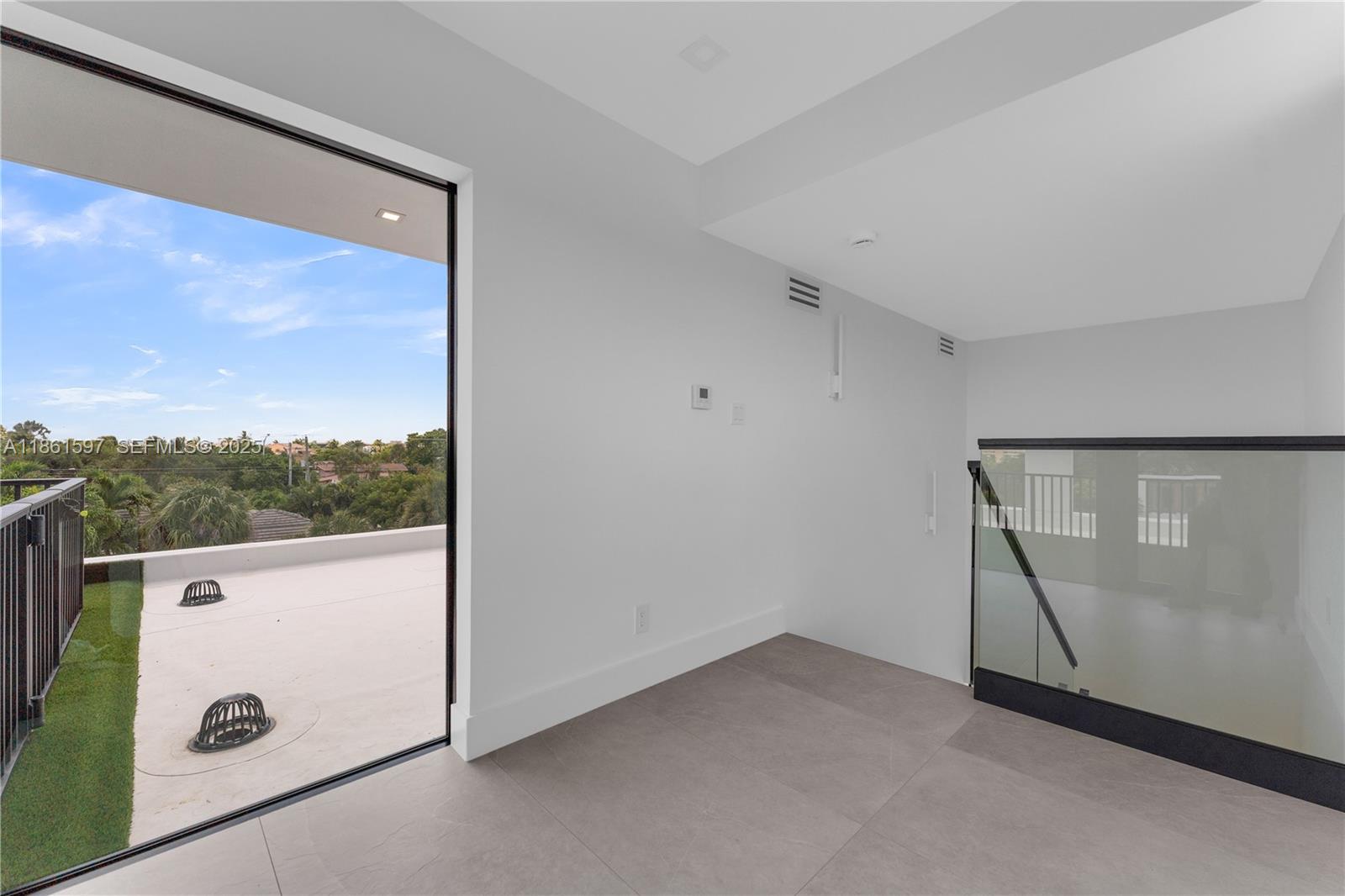 3205 Leigh Rd Pompano Beach, FL 33062