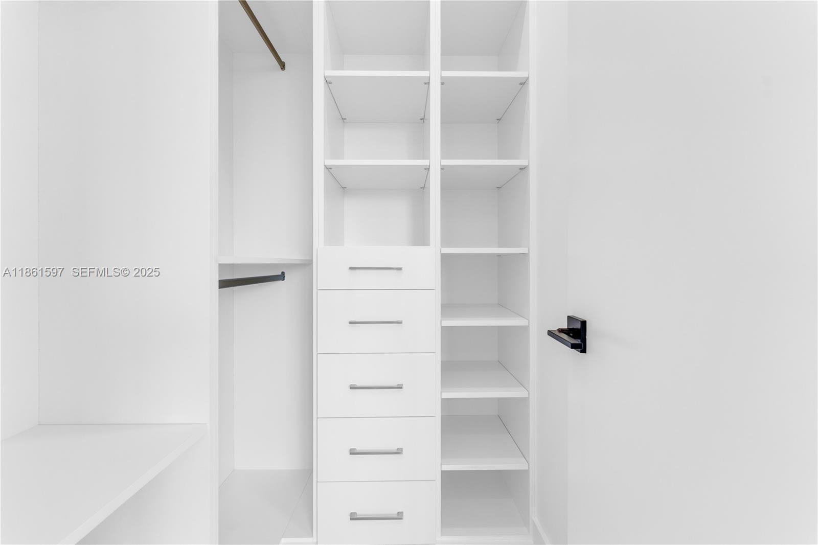 3205 Leigh Rd Pompano Beach, FL 33062