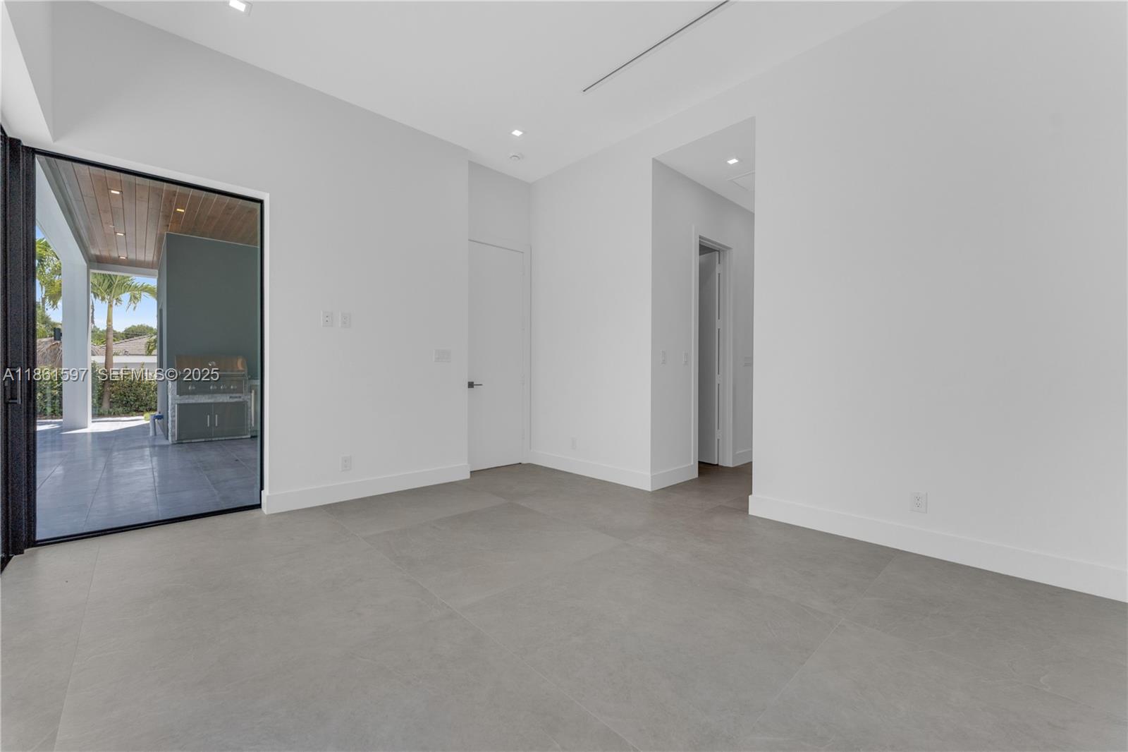 3205 Leigh Rd Pompano Beach, FL 33062