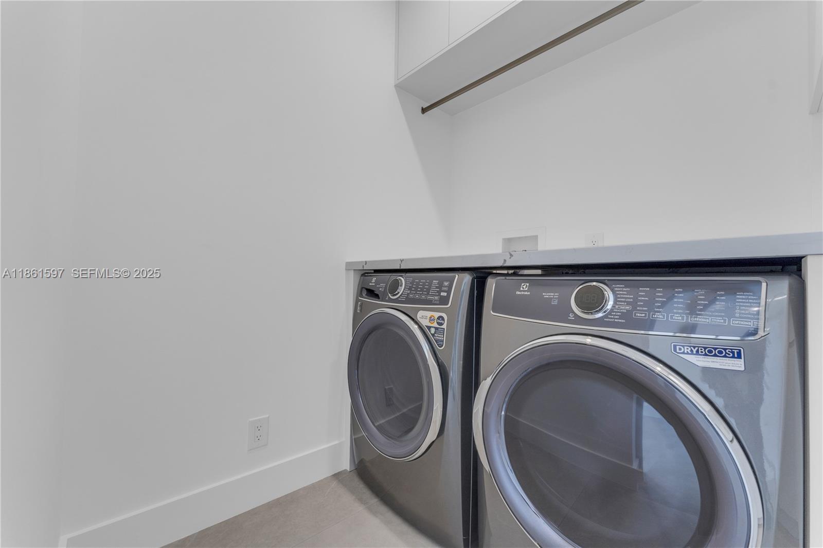 3205 Leigh Rd Pompano Beach, FL 33062