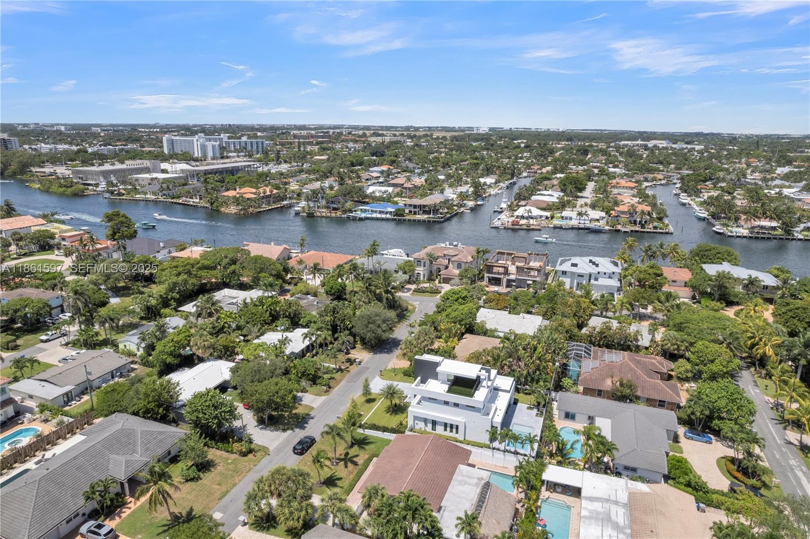 3205 Leigh Rd Pompano Beach, FL 33062