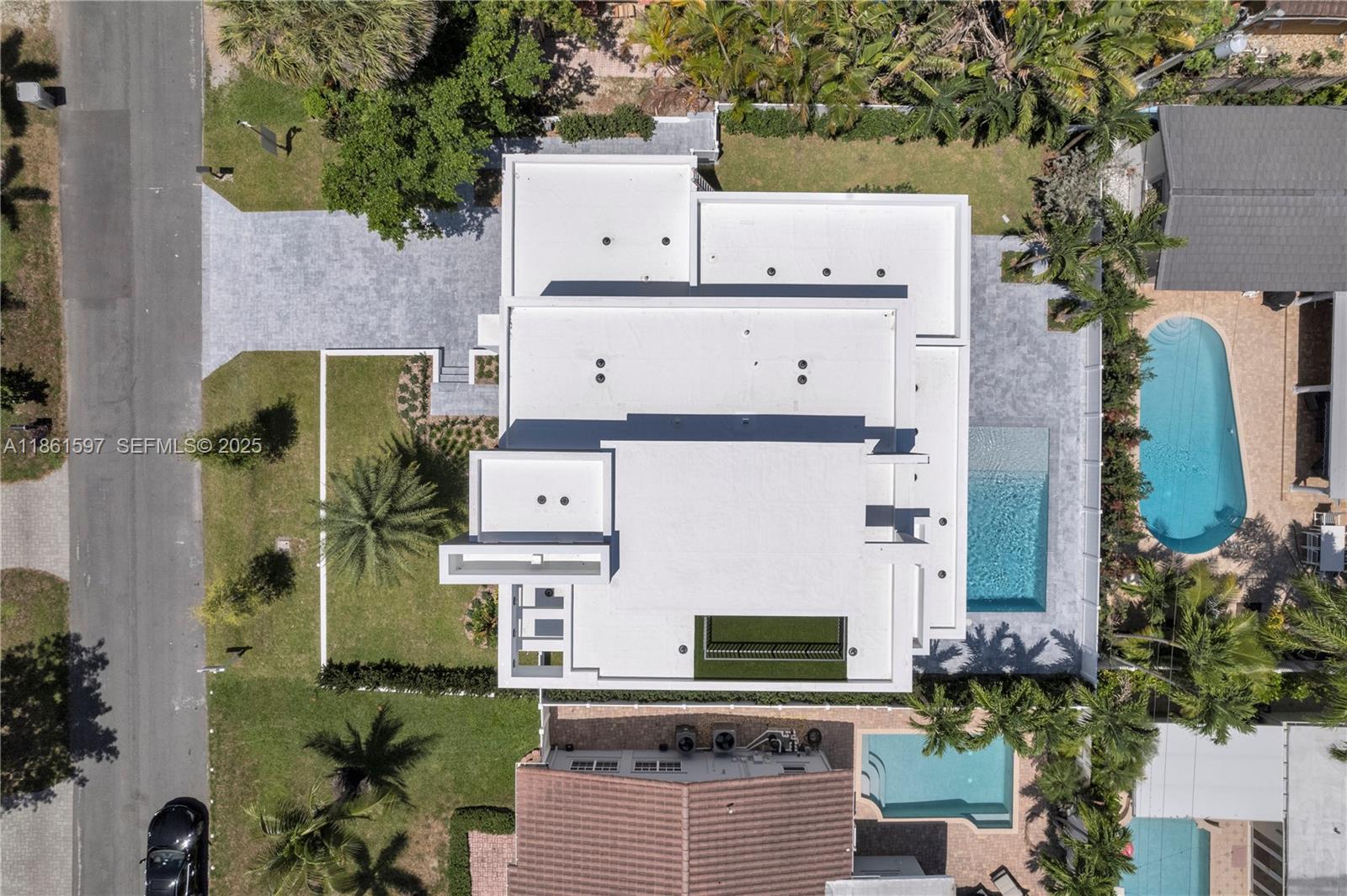 3205 Leigh Rd Pompano Beach, FL 33062