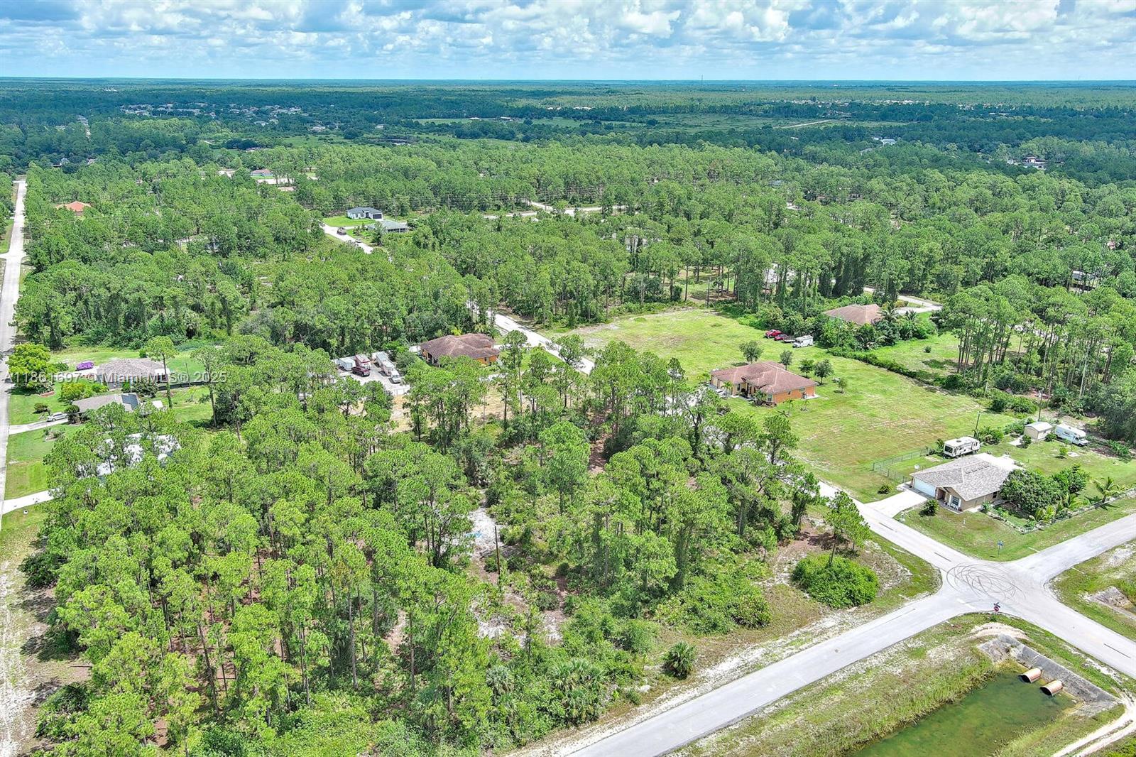 1102 W 16th St Lehigh Acres, FL 33972