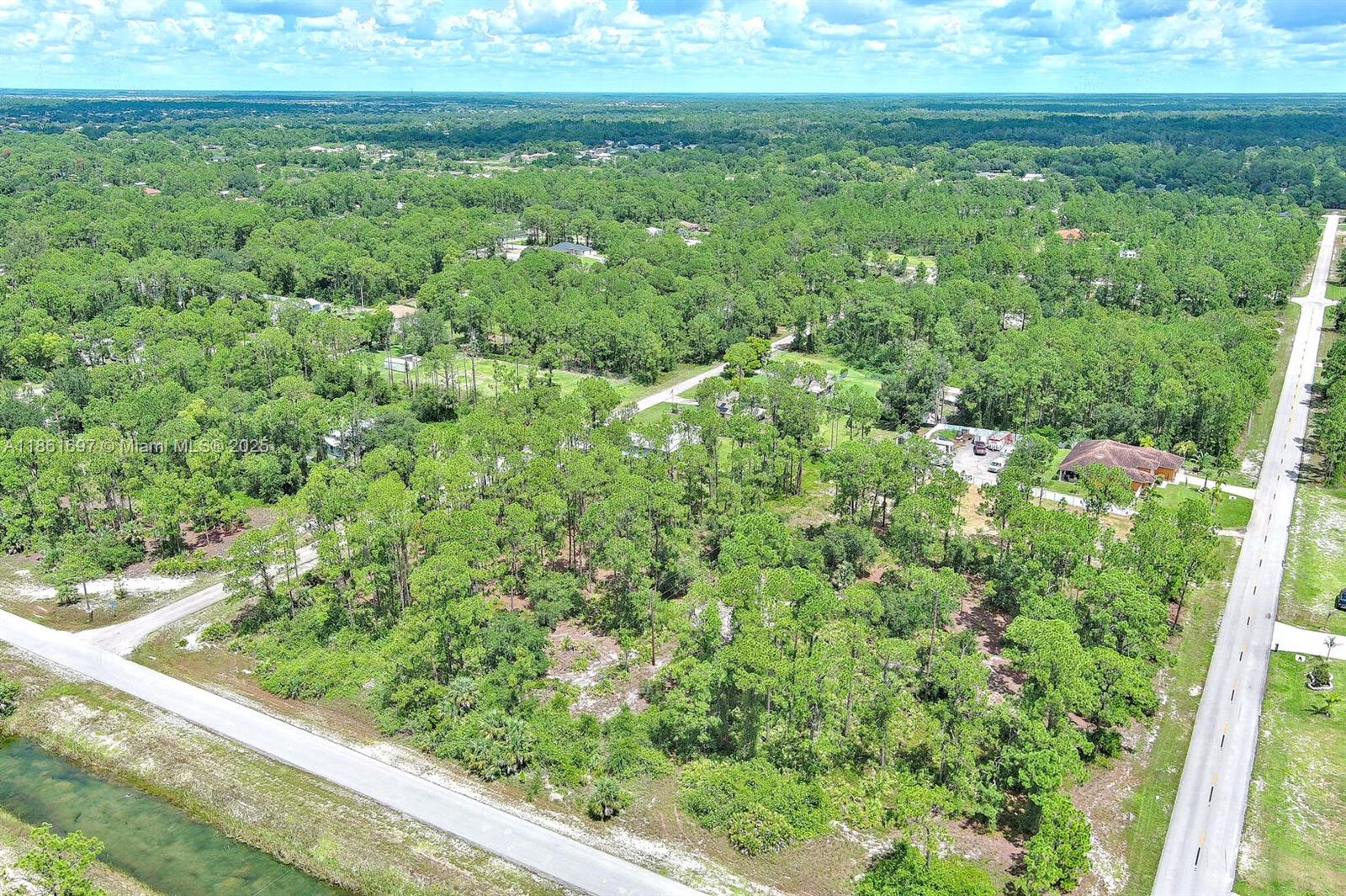 1102 W 16th St Lehigh Acres, FL 33972