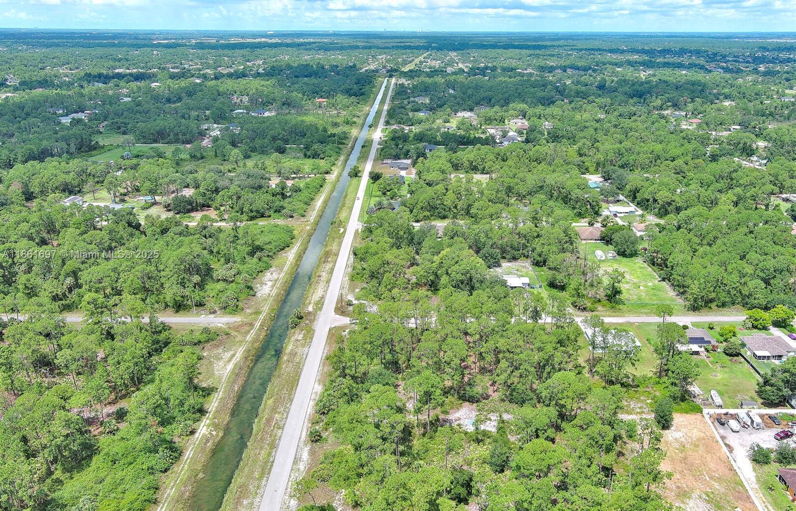 1102 W 16th St Lehigh Acres, FL 33972