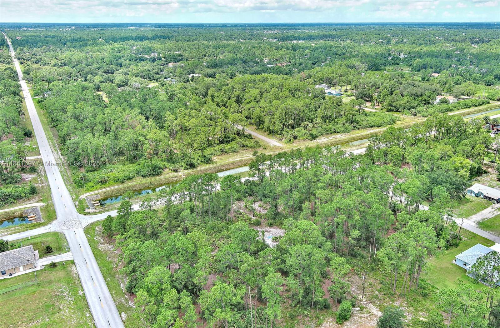 1102 W 16th St Lehigh Acres, FL 33972