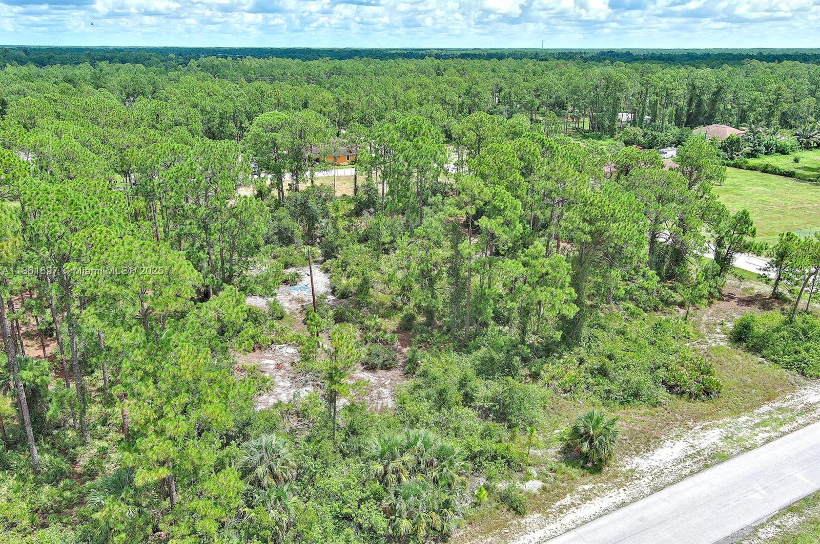 1102 W 16th St Lehigh Acres, FL 33972