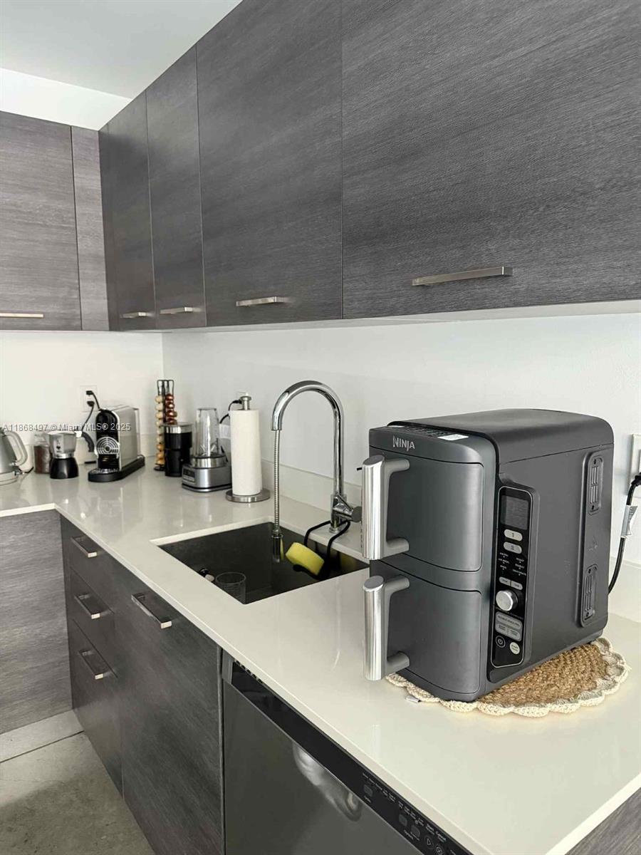 image Centro Condominium1