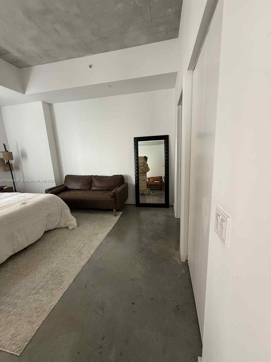 image Centro Condominium6