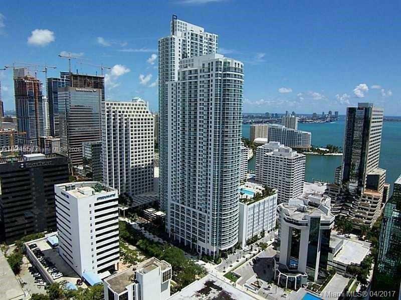 951 Brickell Ave #2509