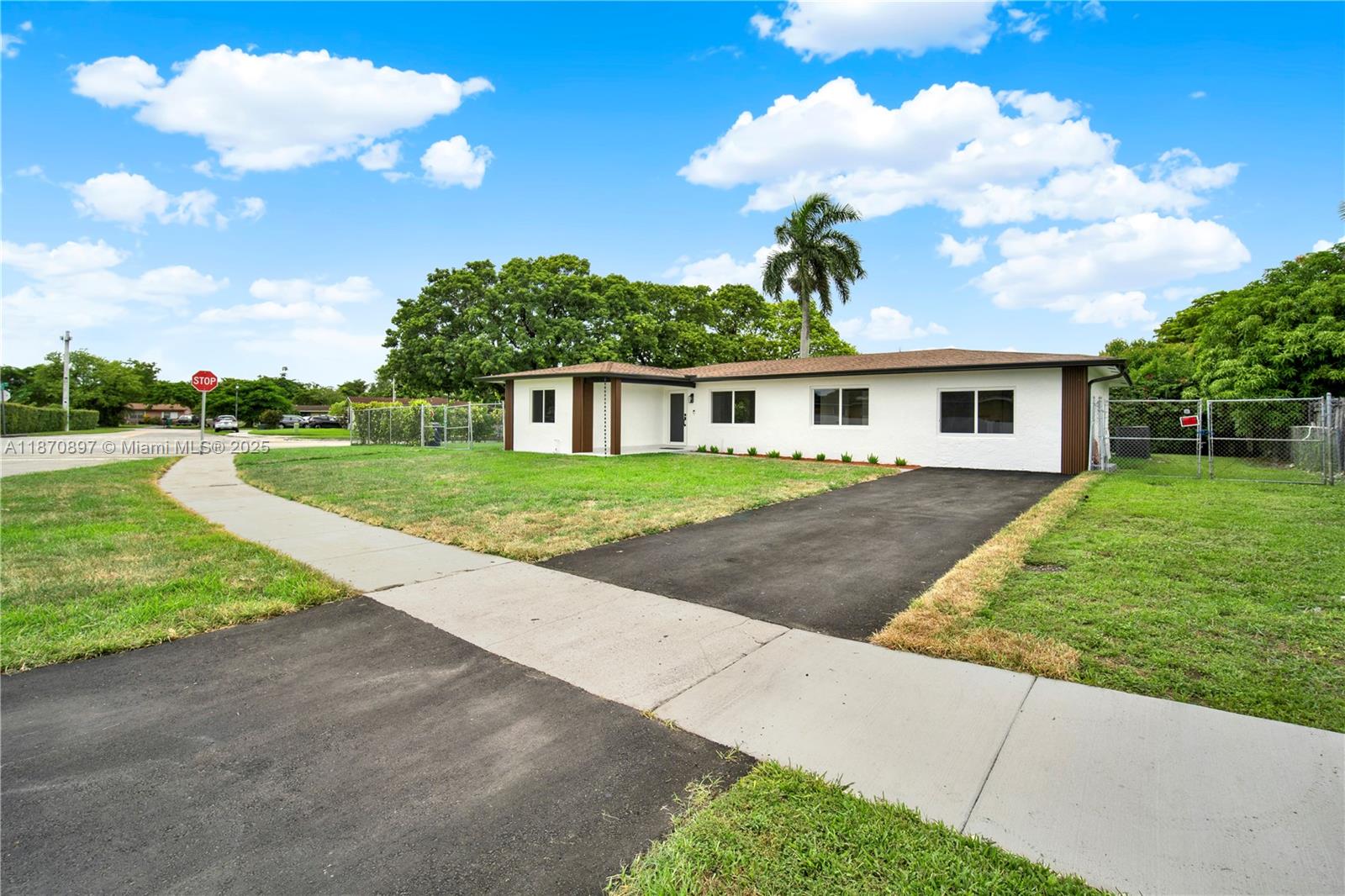 6740 SW 135th Ave