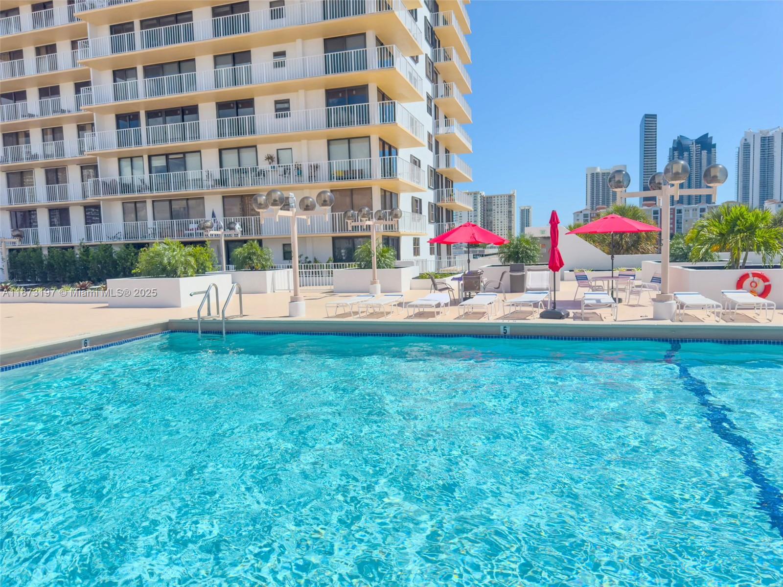 image Winston Towers25