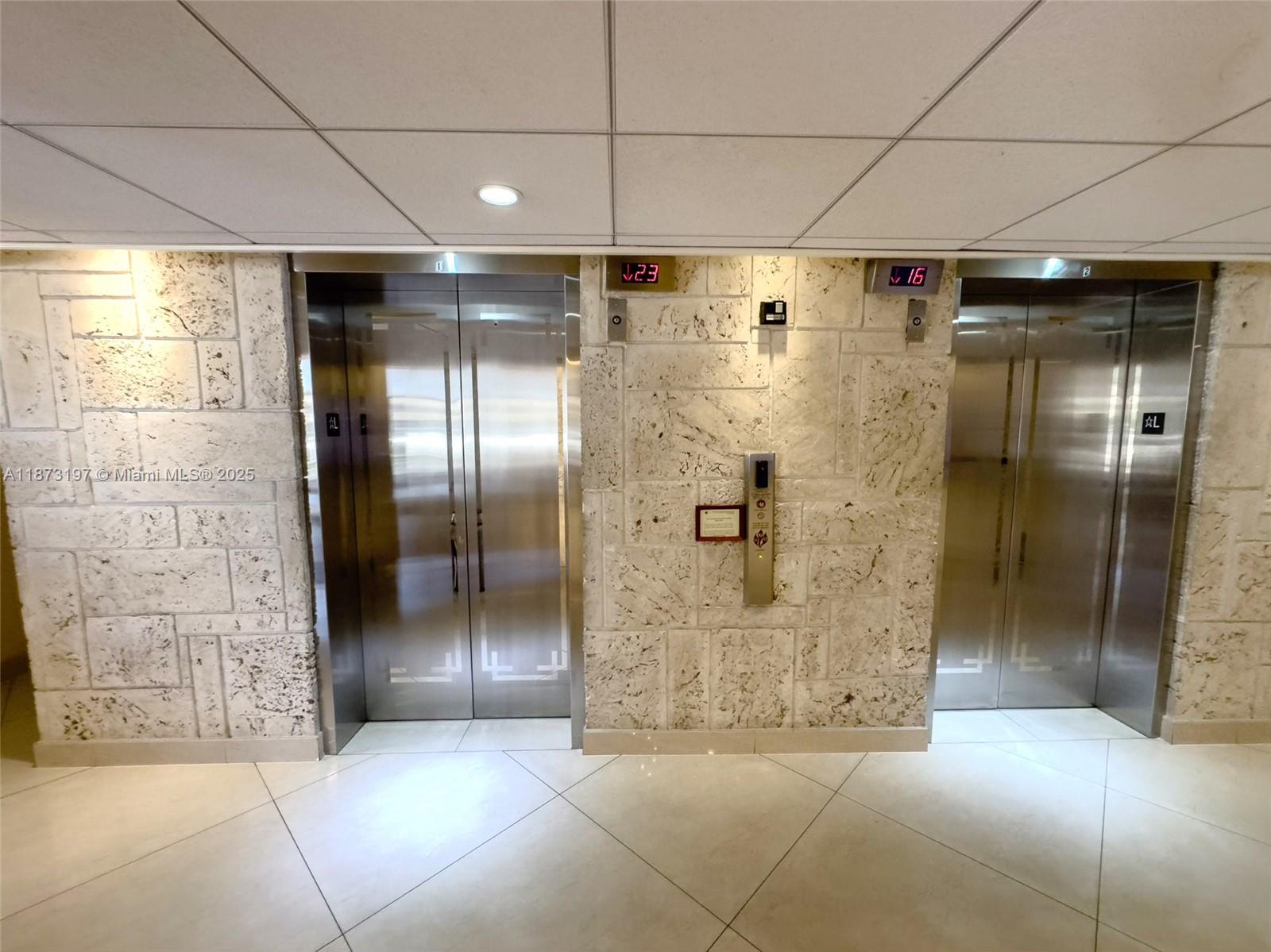 image Winston Towers33