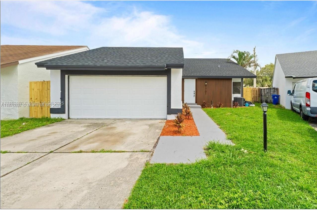 1701 SW 86th Ter