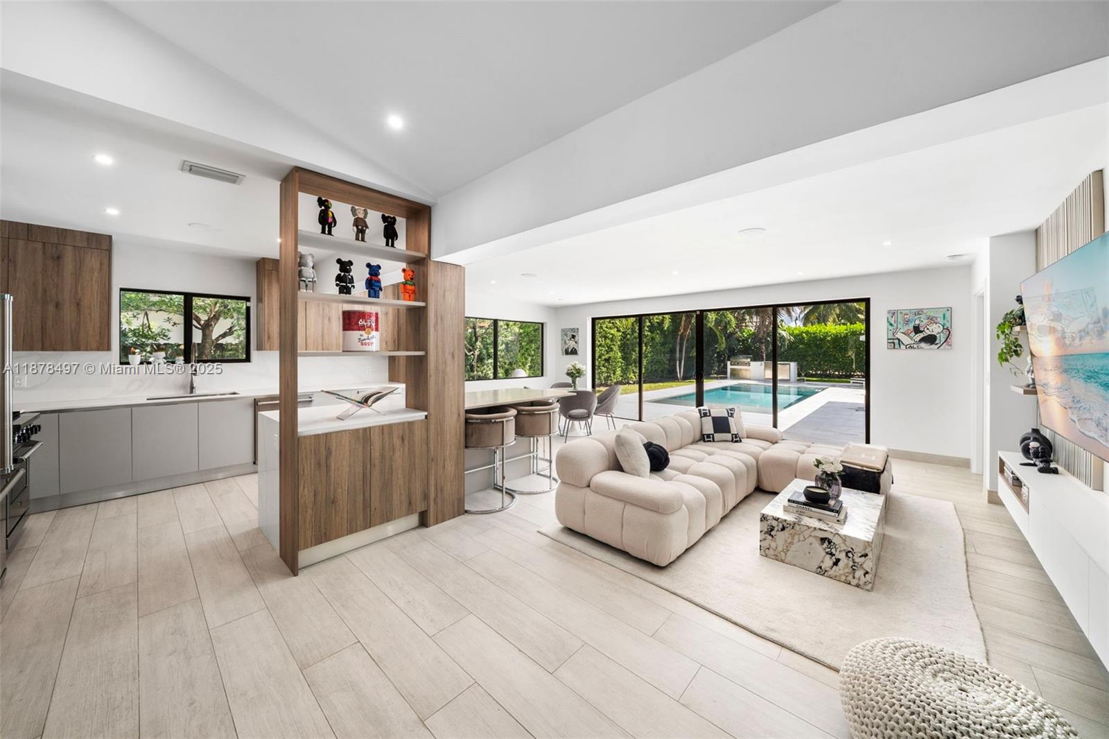 8033 Noremac Ave Miami Beach, FL 33141