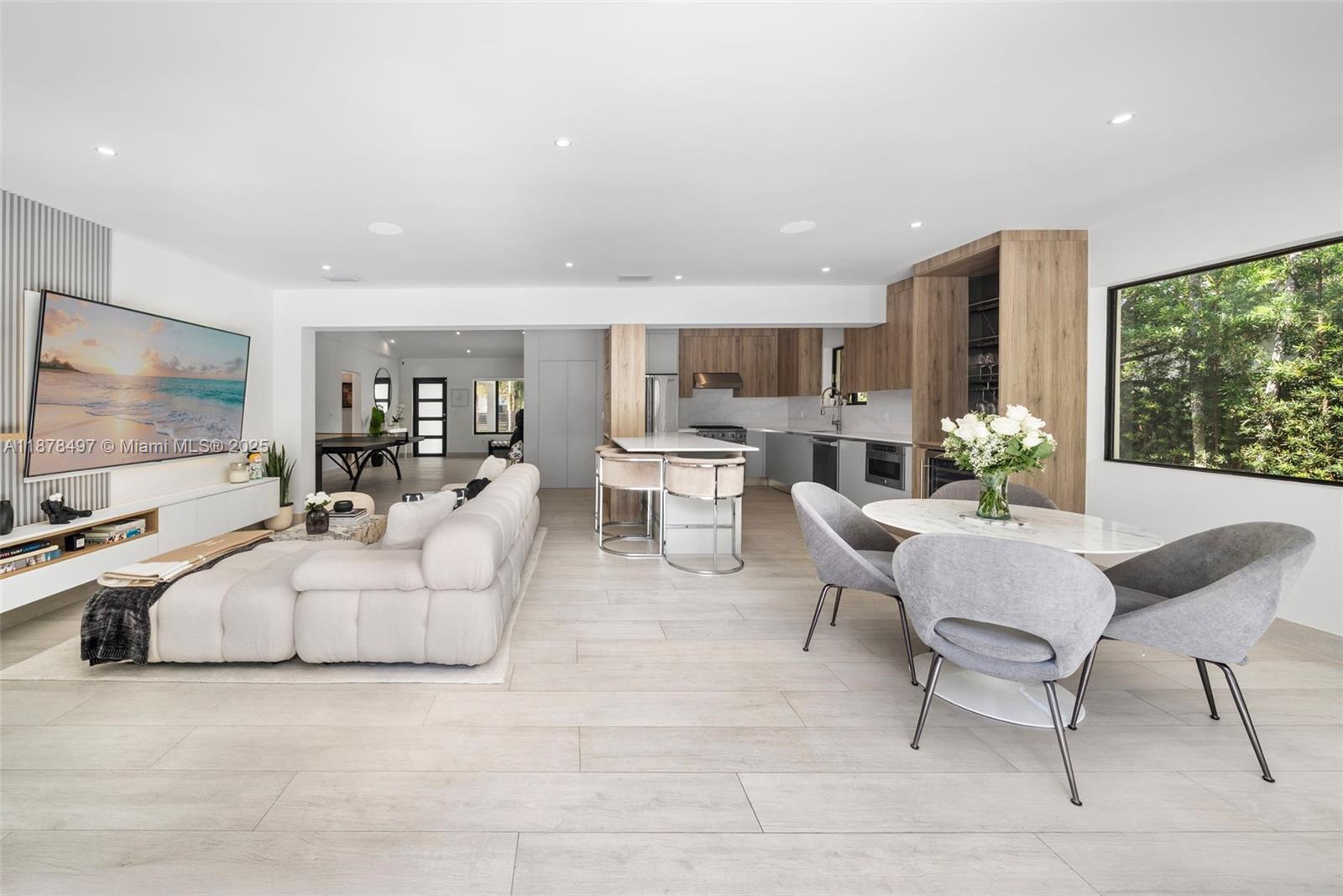 8033 Noremac Ave Miami Beach, FL 33141