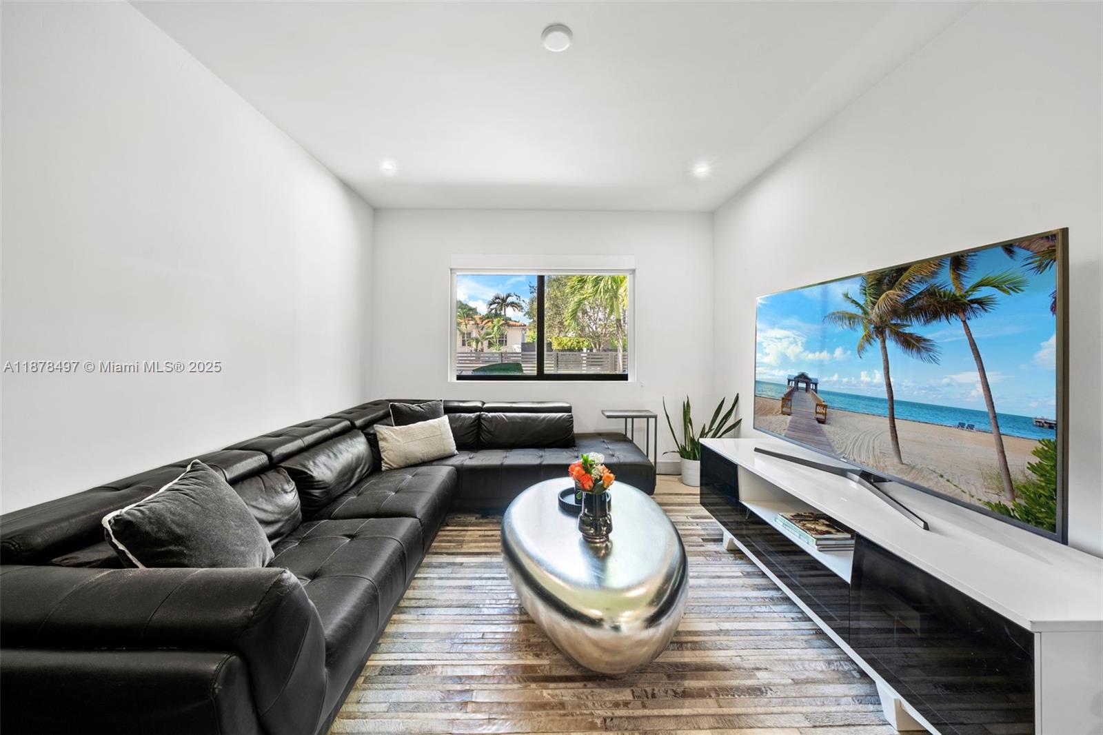 8033 Noremac Ave Miami Beach, FL 33141