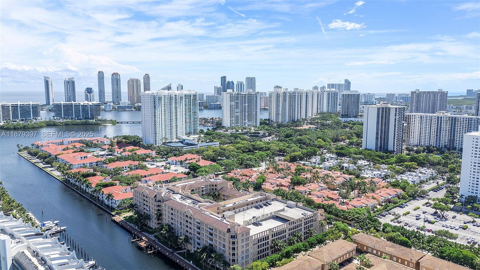 image Alaqua Condo32