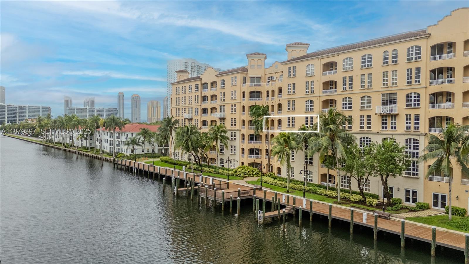 image Alaqua Condo35