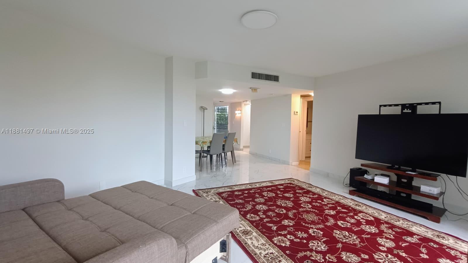 3475 N Country Clb Dr #408