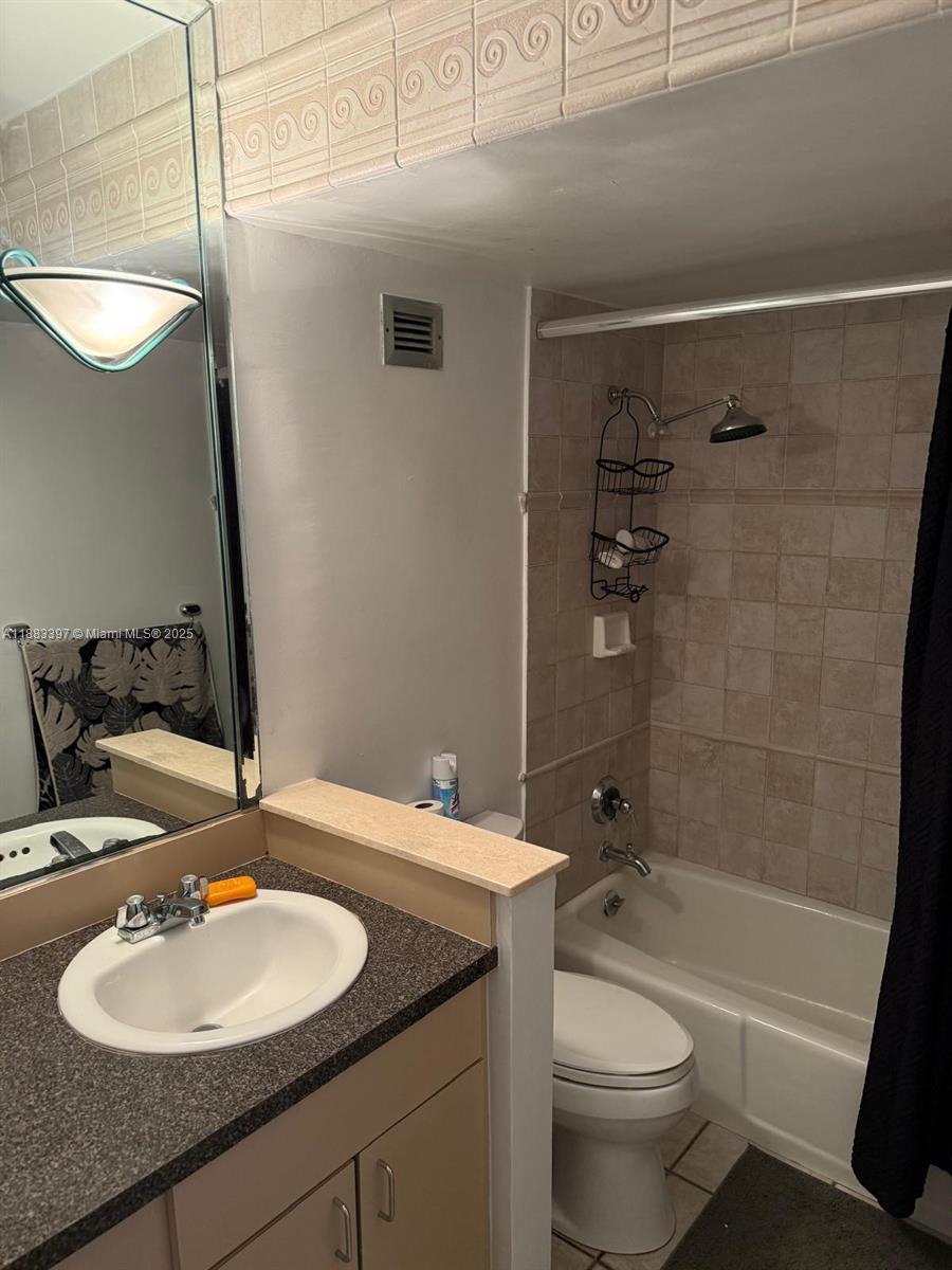 image The Decoplage Condo16