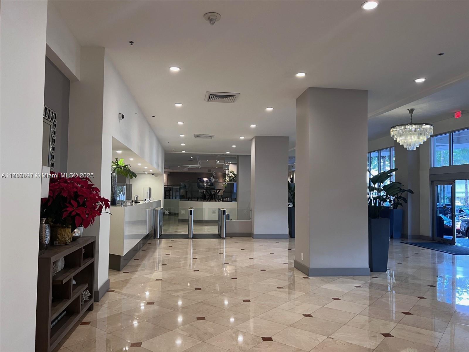 image The Decoplage Condo4